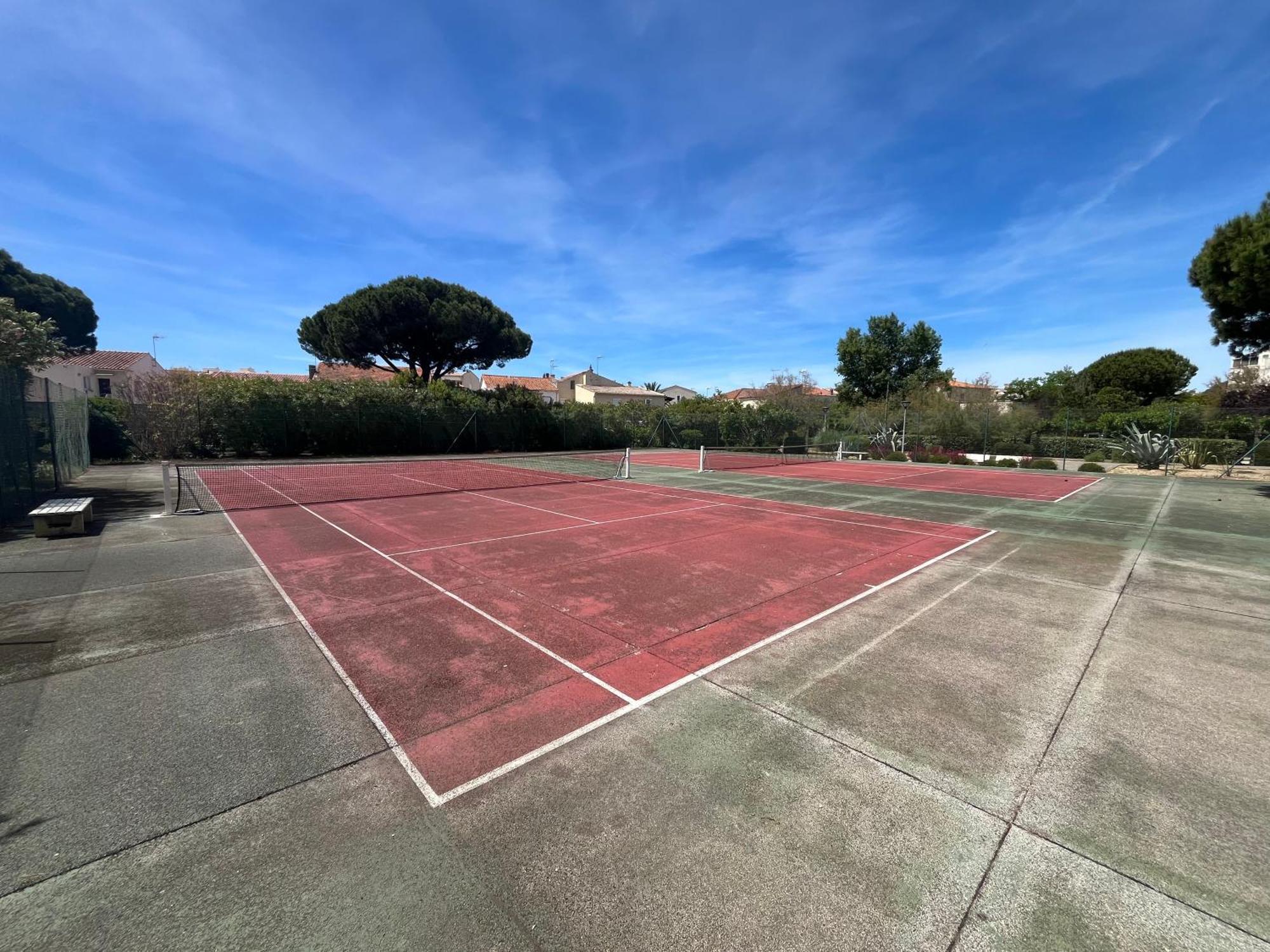 Centre Ville & Plage A 200M - Clim - Parking Prive - Netflix 勒格罗-迪鲁瓦 外观 照片