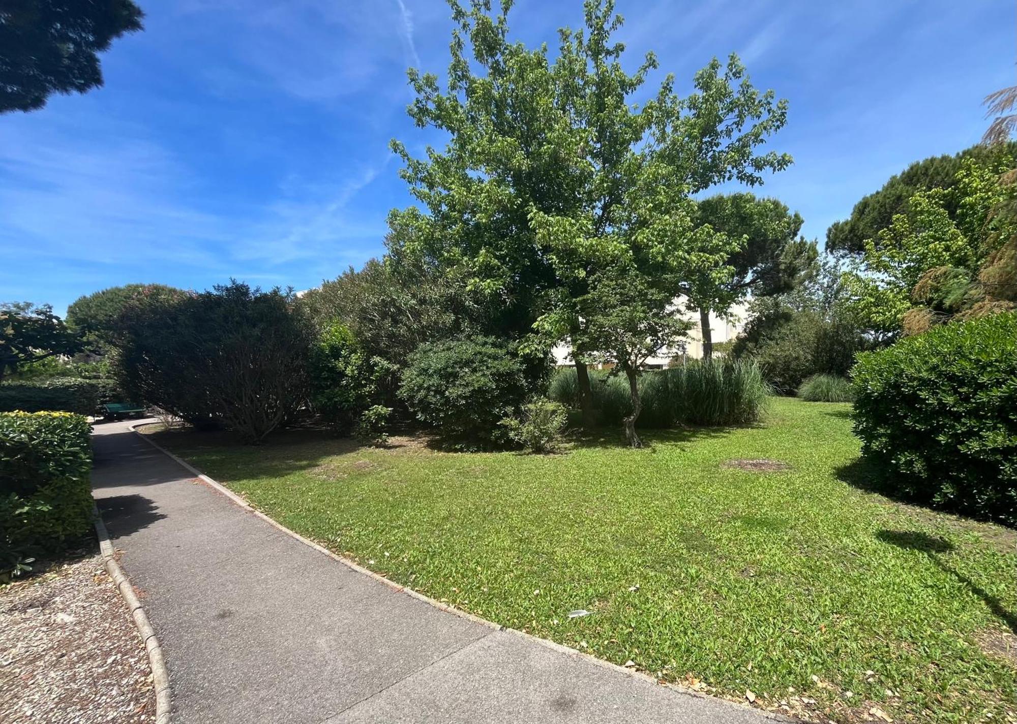 Centre Ville & Plage A 200M - Clim - Parking Prive - Netflix 勒格罗-迪鲁瓦 外观 照片
